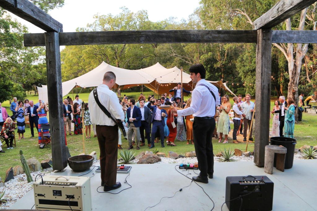 Casa Mio Crescent Head NSW band wedding crowd little wing 